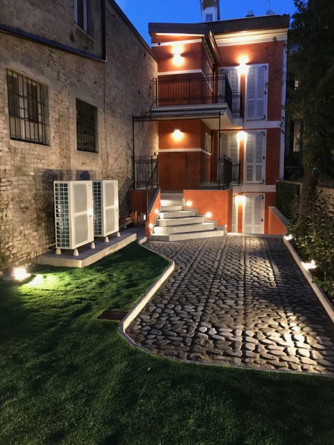 Palazzo Domanto Apartments Parma Exterior foto